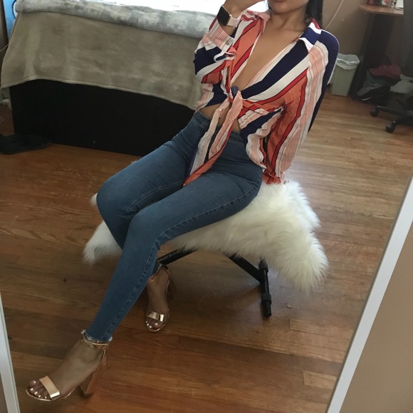 MOVING SALE 💸 Candy Stripe Top - Picture 2 of 5